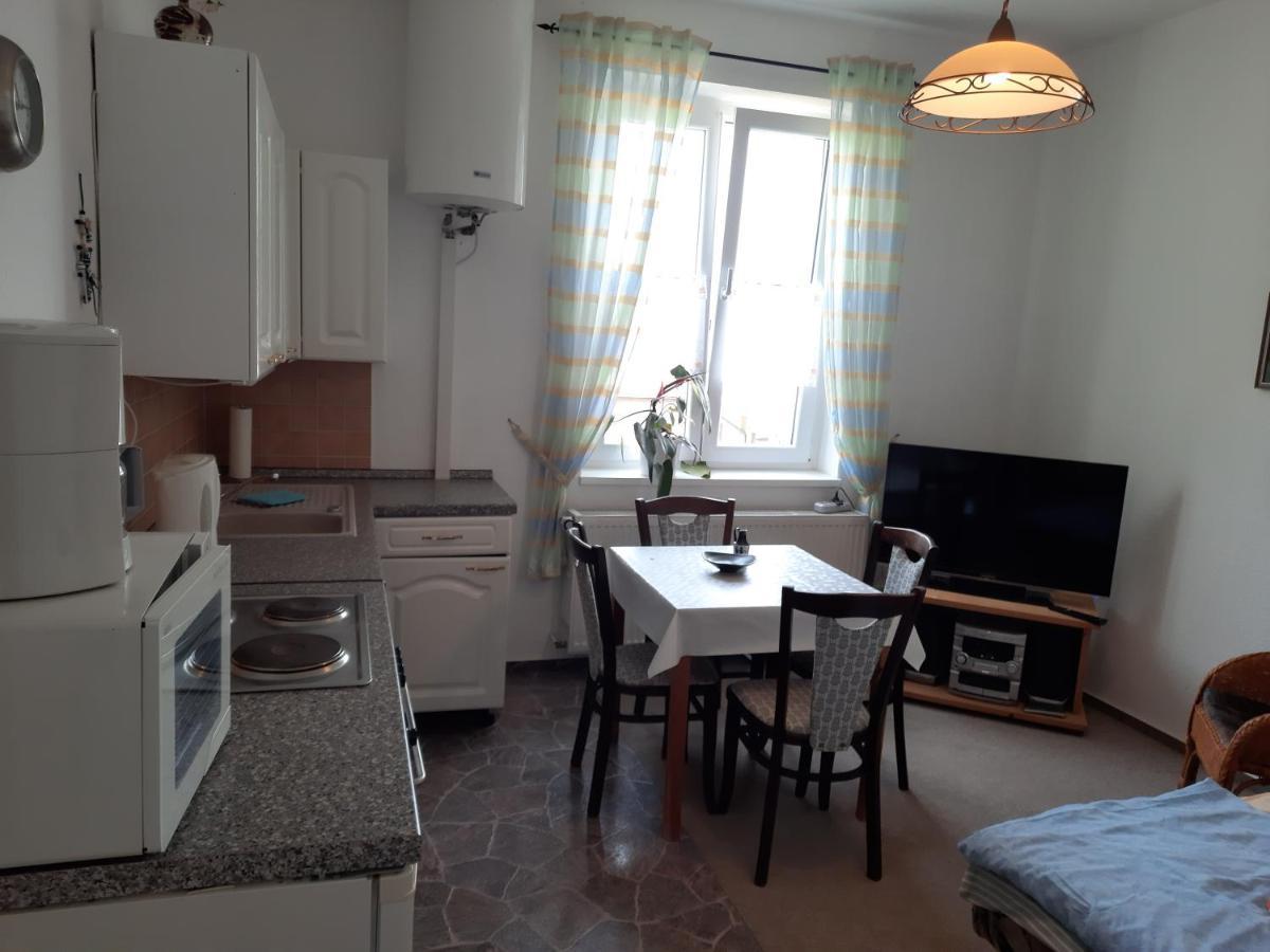Uns lütt Wohnung Nossentiner Huette Exterior foto